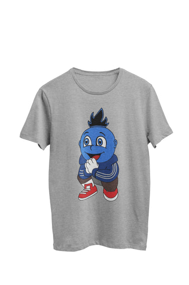 WooHooBerry kneeling in prayer while dressed in a warm-up outfit. The gray T-shirt contributes to the serene and contemplative moment.